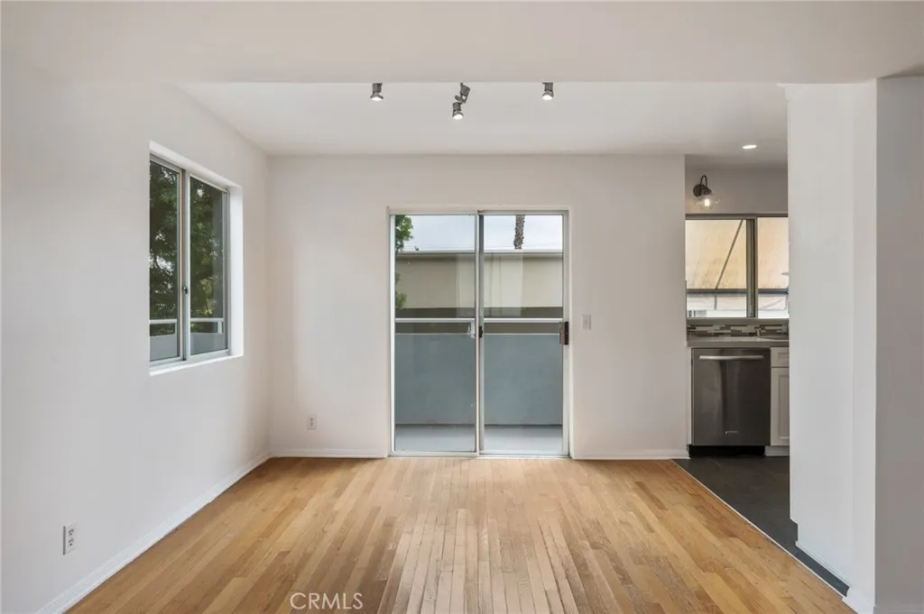 Additional image 91 of 1240 25th Street Unit 1, Santa Monica, CA 90404