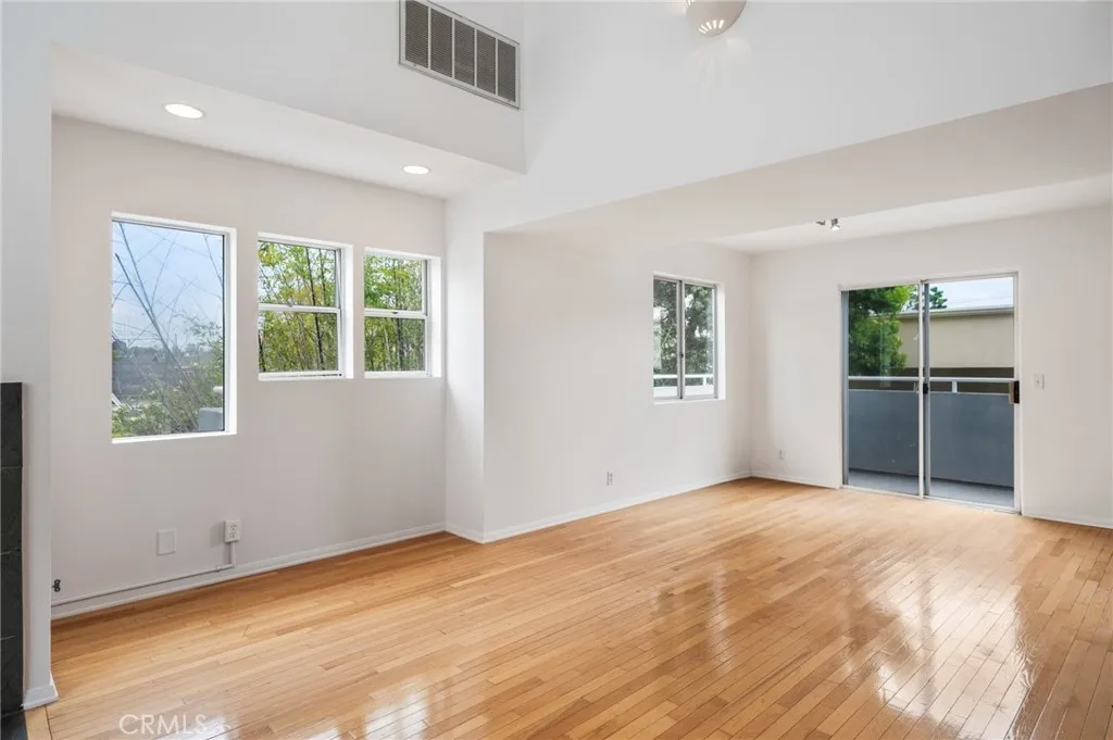 Additional image 86 of 1240 25th Street Unit 1, Santa Monica, CA 90404