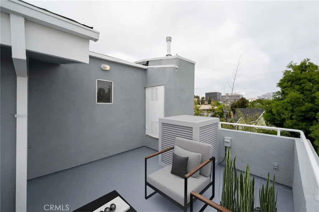 Additional image 109 of 1240 25th Street Unit 1, Santa Monica, CA 90404