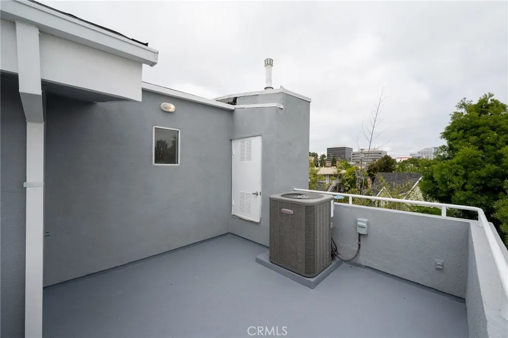 Additional image 108 of 1240 25th Street Unit 1, Santa Monica, CA 90404