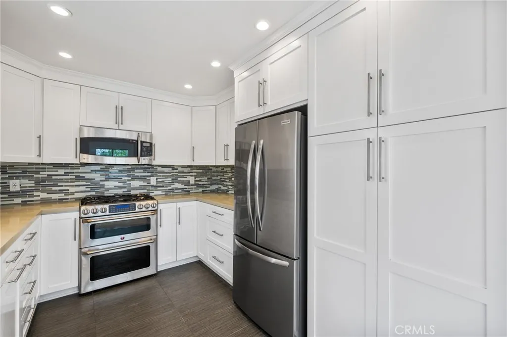 Additional image 89 of 1240 25th Street Unit 1, Santa Monica, CA 90404
