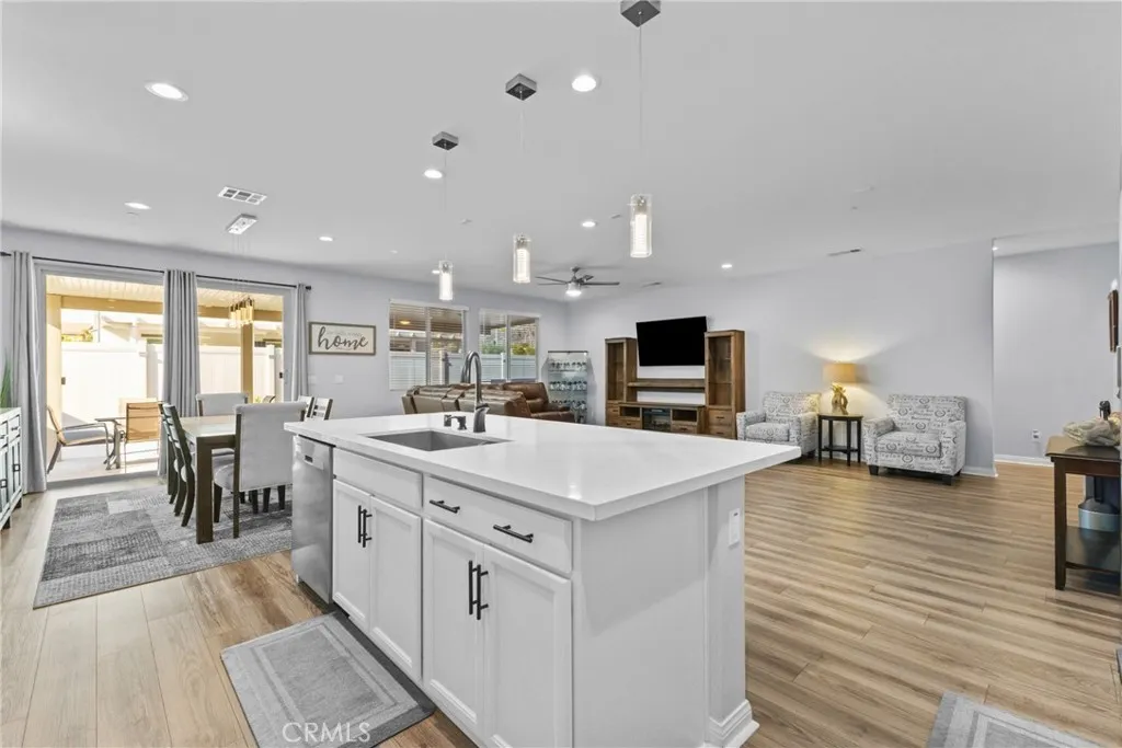 Additional image 15 of 718 Torrey Court, Perris, CA 92571