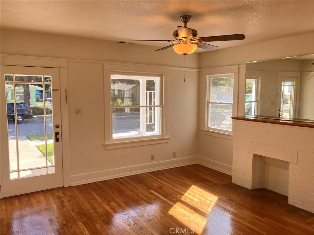 551 E Van Bibber Avenue, Orange, CA 92866 photo 5