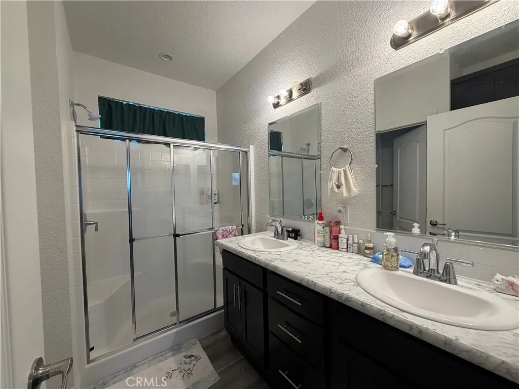 Additional image 17 of 21001 Plummer St Unit 37, Chatsworth, CA 91311