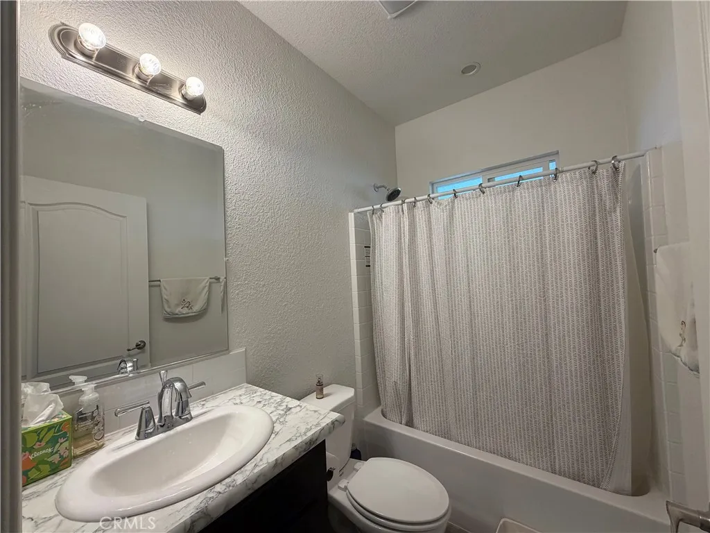 Additional image 15 of 21001 Plummer St Unit 37, Chatsworth, CA 91311