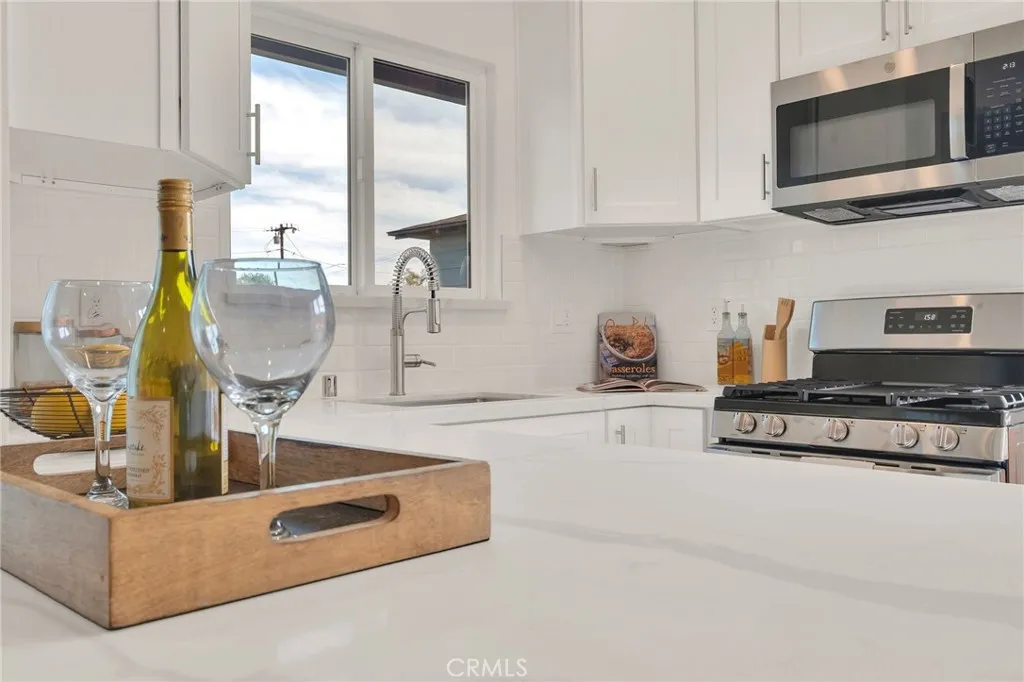 Additional image 53 of 3827 Lomina Ave, Long Beach, CA 90808