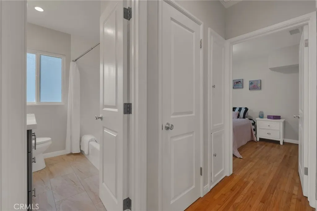 Additional image 5 of 3827 Lomina Ave, Long Beach, CA 90808