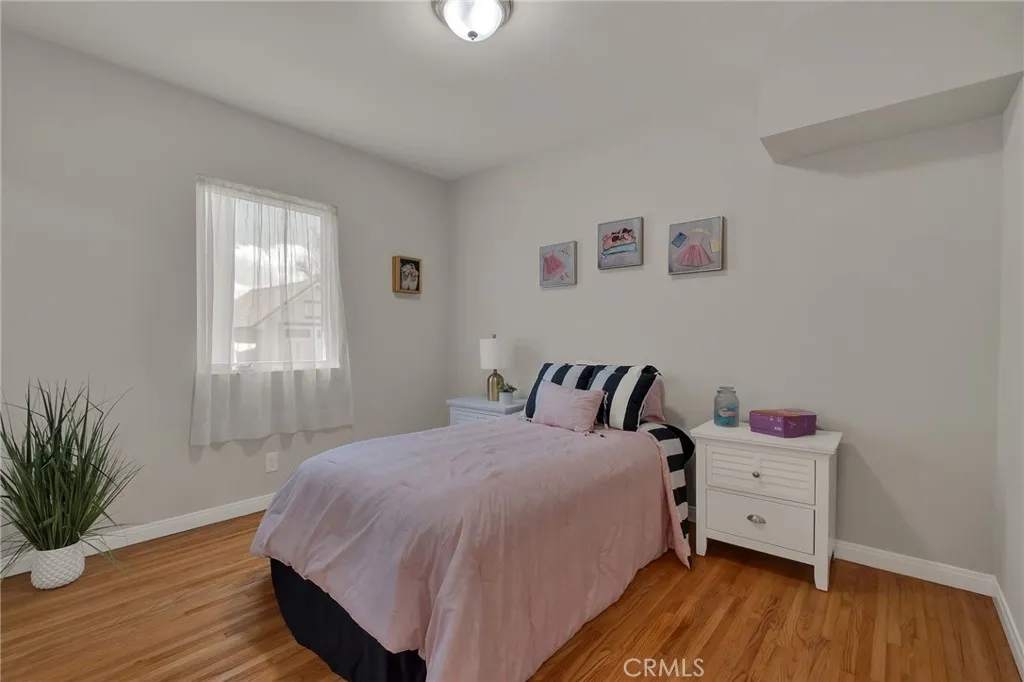 Additional image 23 of 3827 Lomina Ave, Long Beach, CA 90808