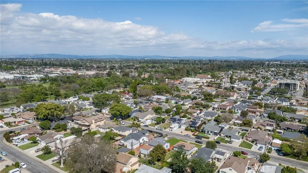 Additional image 84 of 3827 Lomina Ave, Long Beach, CA 90808