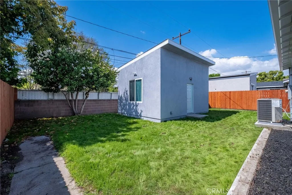 Additional image 34 of 3827 Lomina Ave, Long Beach, CA 90808