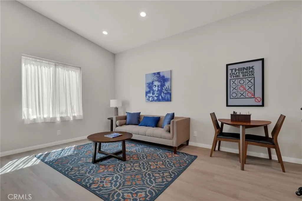 Additional image 32 of 3827 Lomina Ave, Long Beach, CA 90808