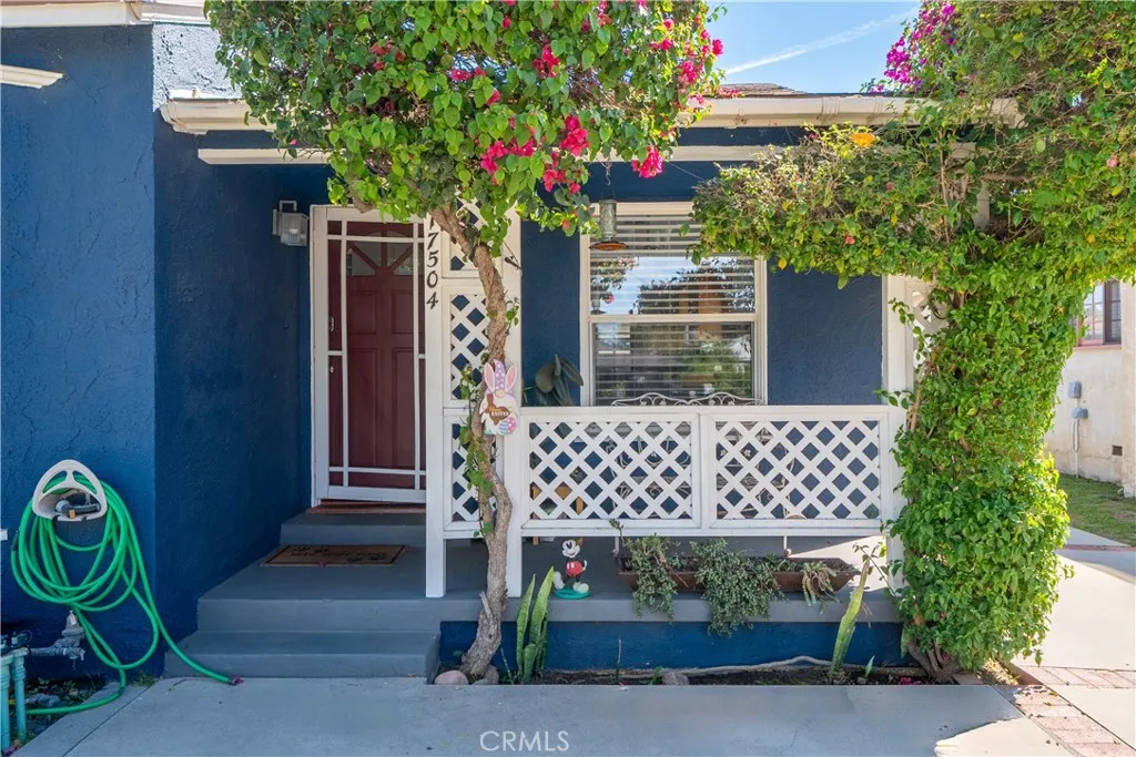 Additional image 8 of 17504 Hamlin St, Van Nuys, CA 91406
