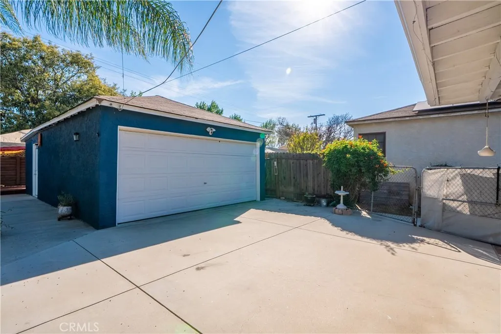 Additional image 51 of 17504 Hamlin St, Van Nuys, CA 91406