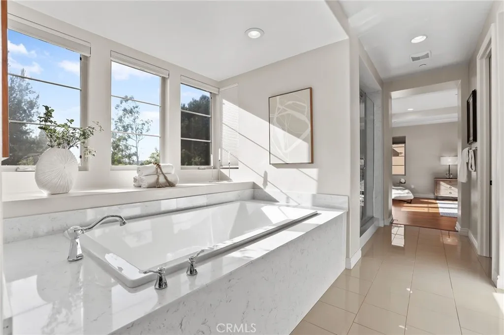 Additional image 92 of 10 Shadybend, Irvine, CA 92602