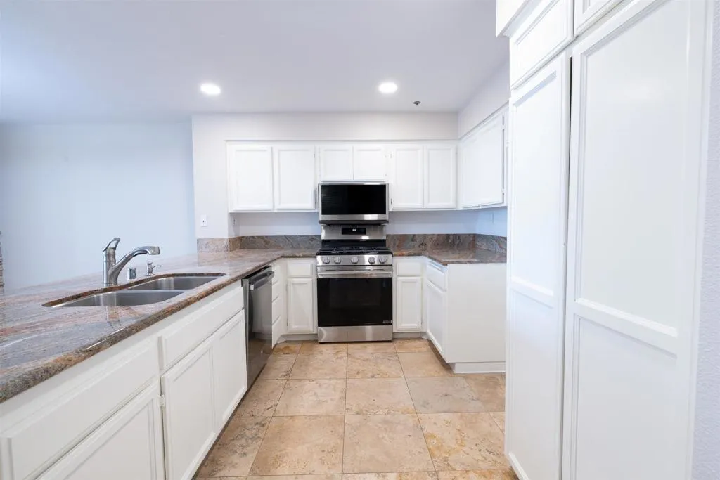 Additional image 27 of 400 N Pacific St Unit 111, Oceanside, CA 92054