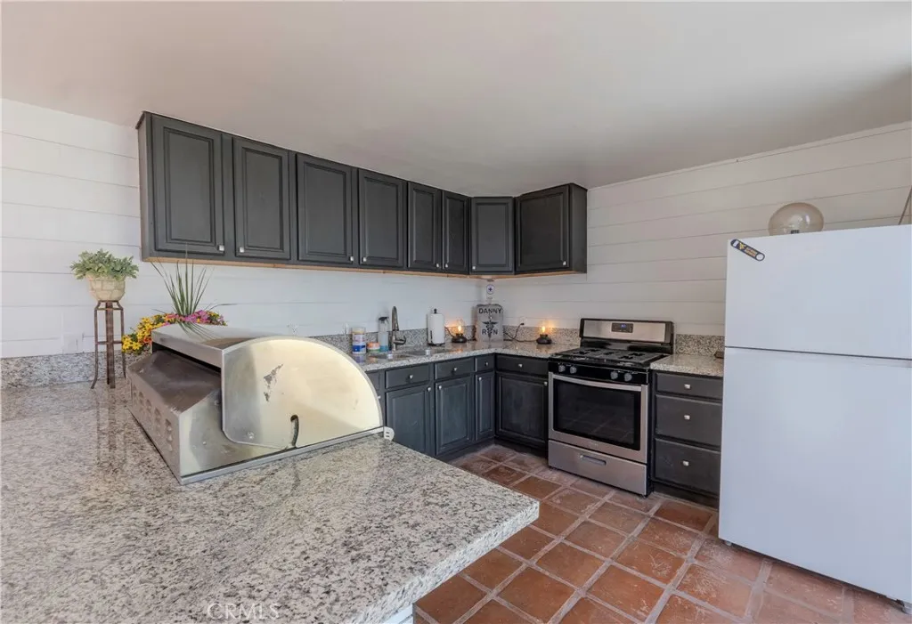 Additional image 120 of 5481 Peacock Ln, Riverside, CA 92505