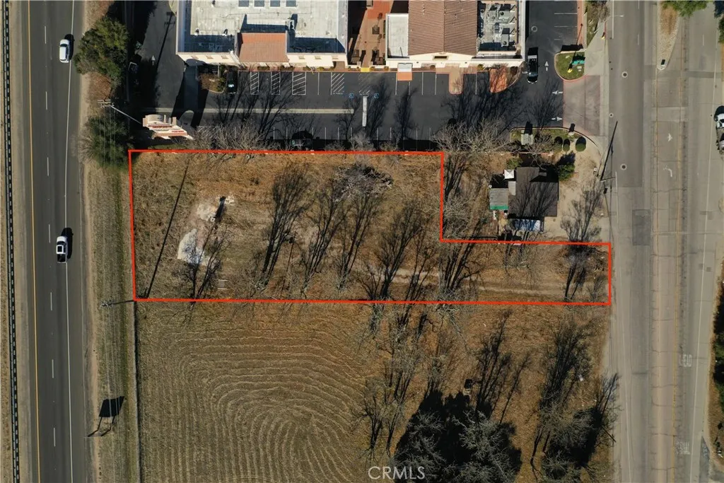 2440 El Camino Real  
