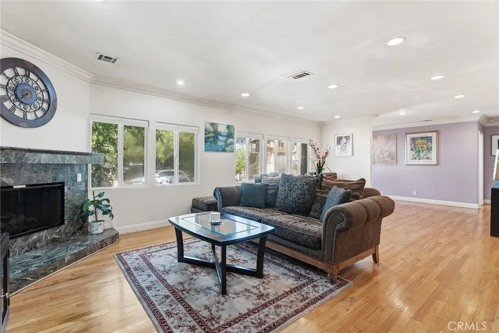 Additional image 7 of 21904 Galvez St, Woodland Hills, CA 91364