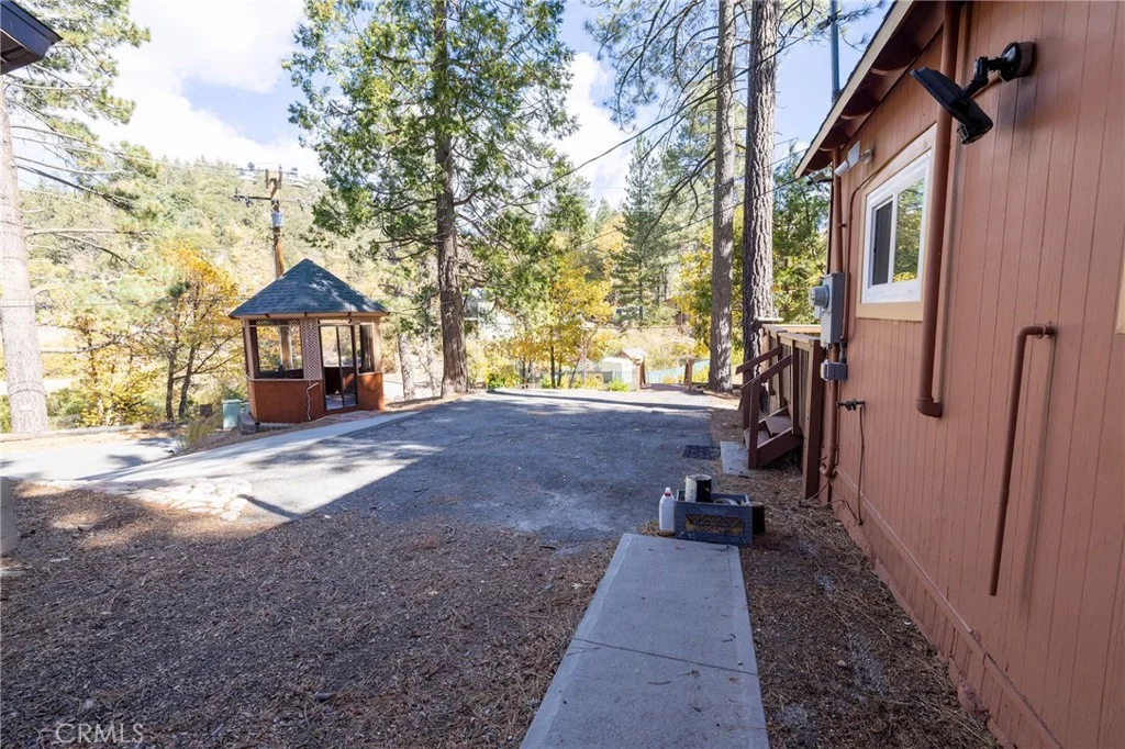 2242 Deep Creek Drive, Arrowbear, CA 92382