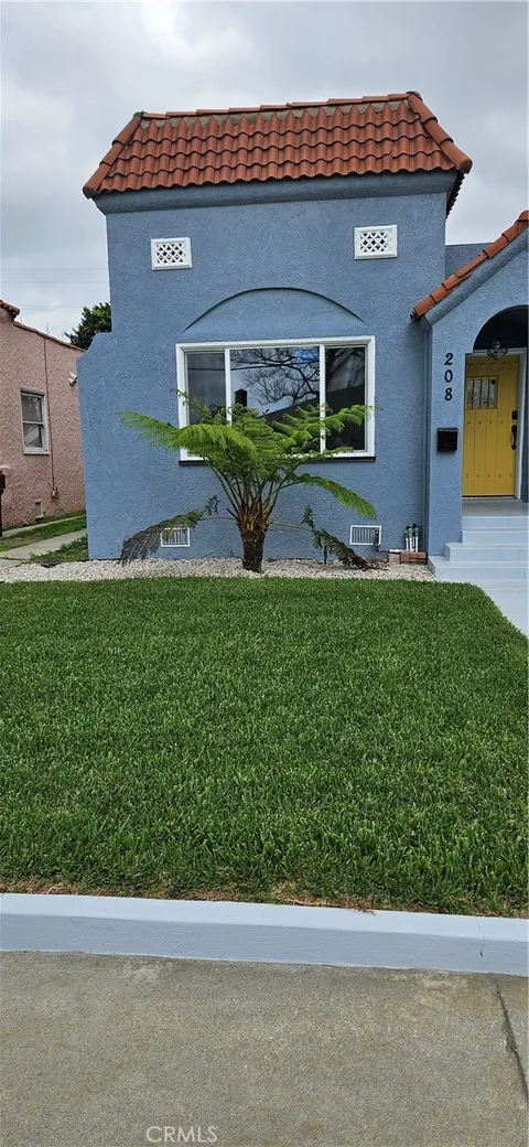 208 S Burris Avenue, Compton, CA MLS: IN25100010