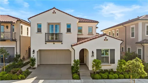 108 Hyperion, Irvine, CA MLS: OC25079886