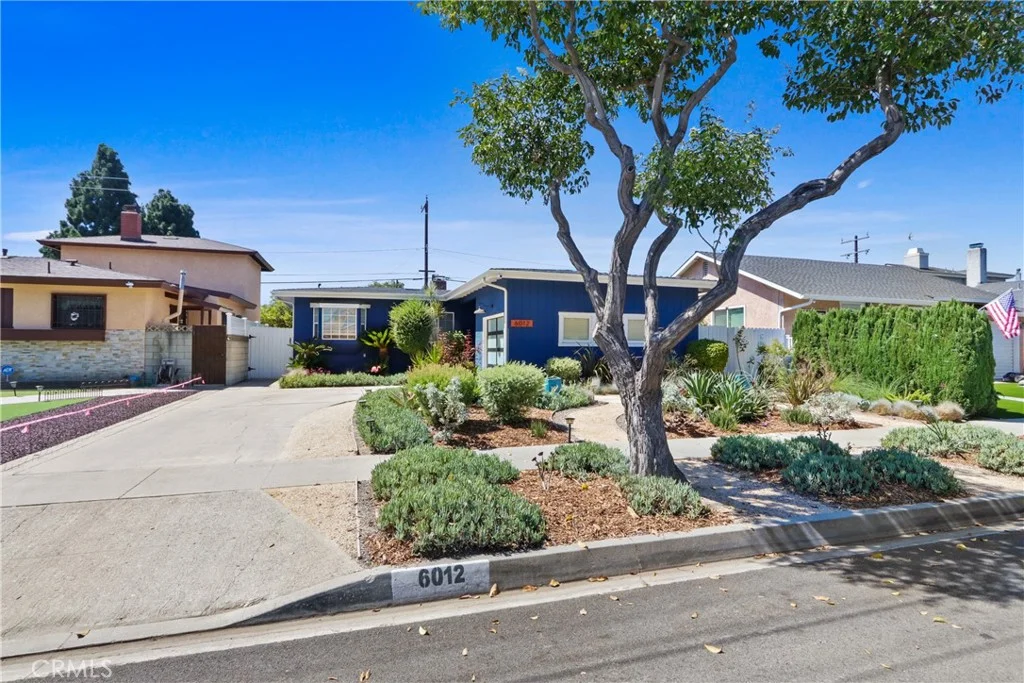 6012 E Conant St, Long Beach, CA 90808