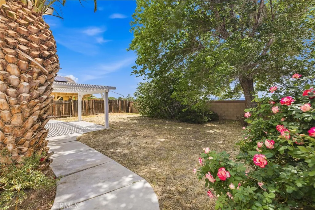 Additional image 64 of 1212 W Ave H4, Lancaster, CA 93534