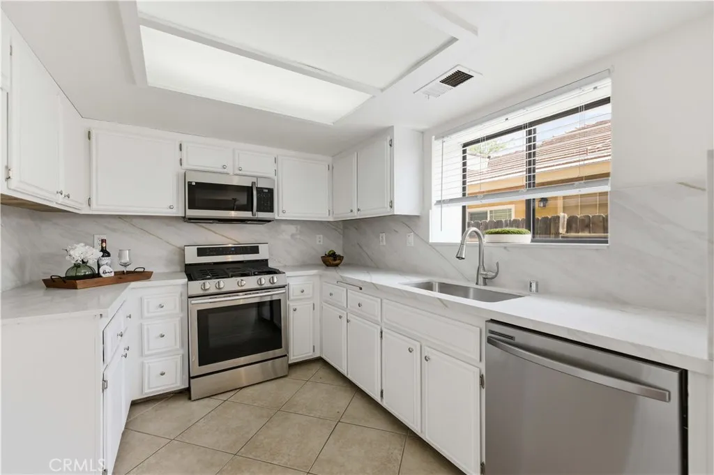 Additional image 50 of 1212 W Ave H4, Lancaster, CA 93534