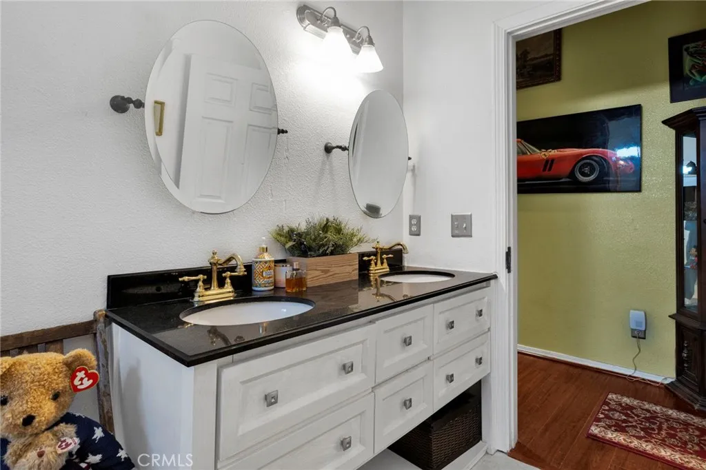 Additional image 31 of 20151 Serrano Rd, Apple Valley, CA 92307