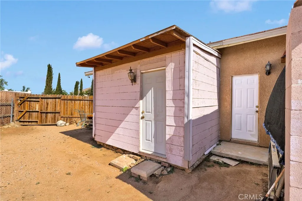 Additional image 105 of 20151 Serrano Rd, Apple Valley, CA 92307