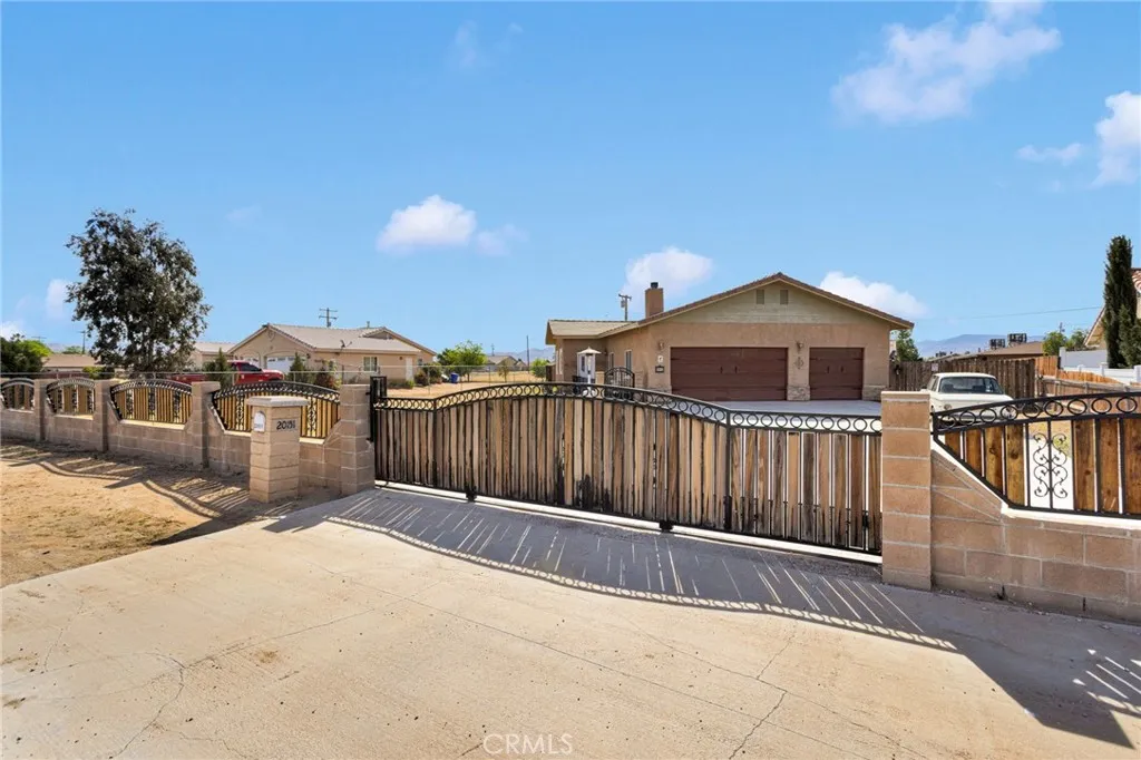 Additional image 65 of 20151 Serrano Rd, Apple Valley, CA 92307