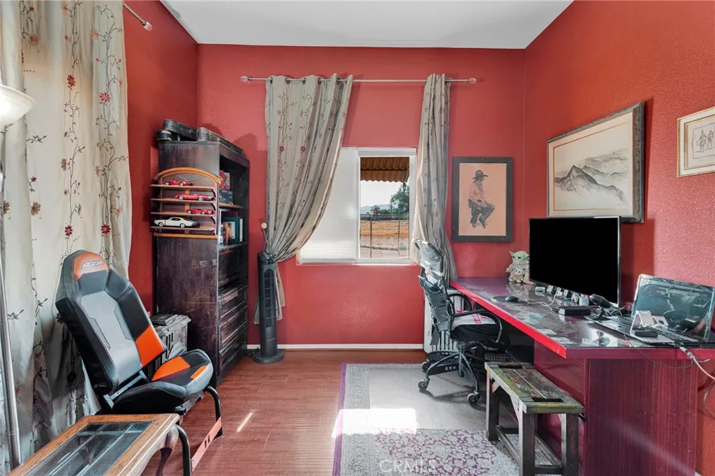 Additional image 81 of 20151 Serrano Rd, Apple Valley, CA 92307
