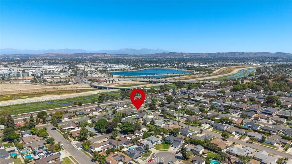 1612 E Riverview Avenue, Orange, CA 92865