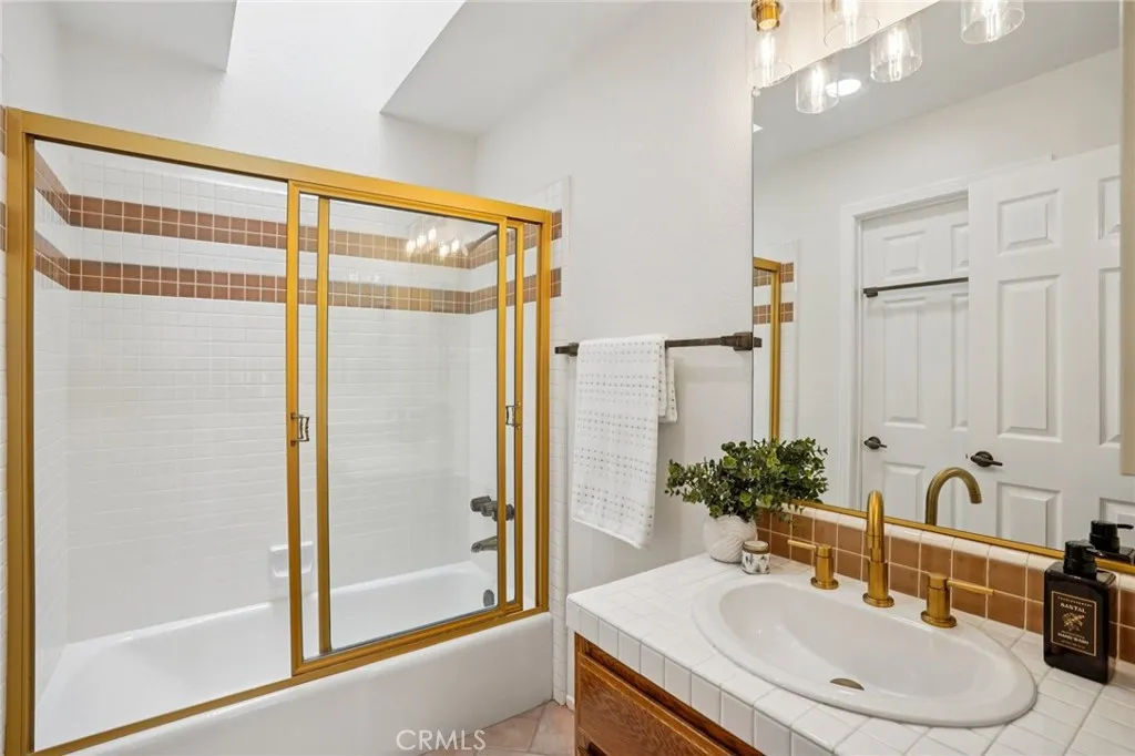 Additional image 63 of 211 S Helberta Avenue Unit 1, Redondo Beach, CA 90277