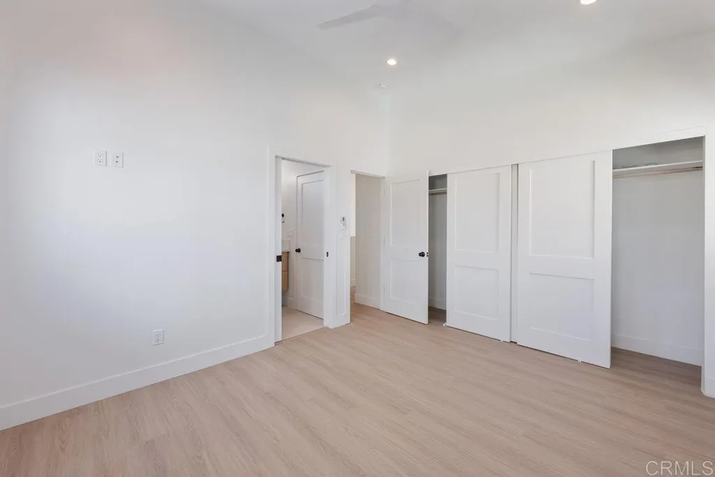 Additional image 12 of 3839 Baker St, San Diego, CA 92117