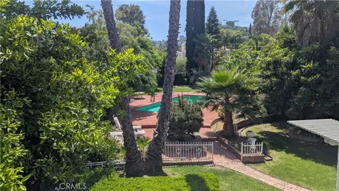 14968 Greenleaf Street, Sherman Oaks, CA MLS: SR25078282