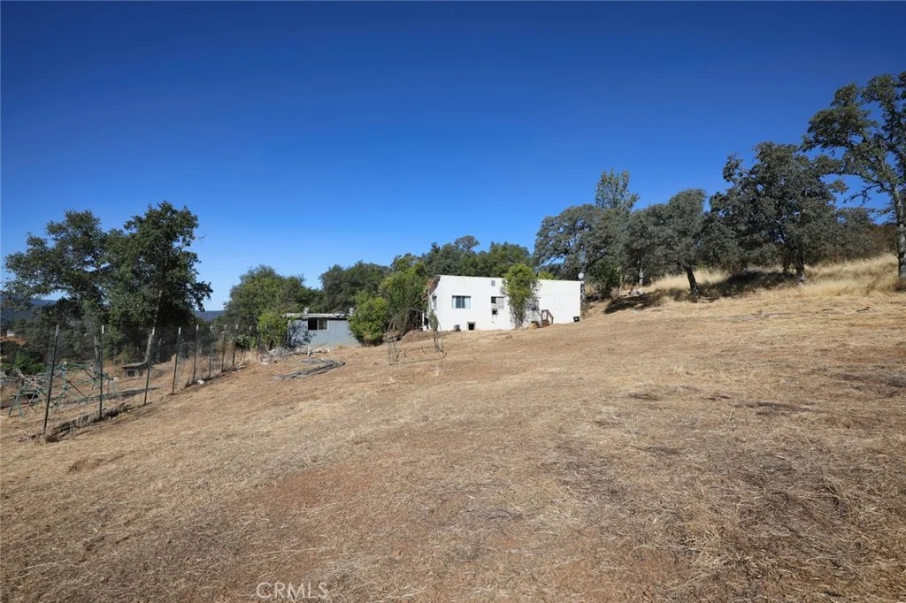 16010 Davis Ave, Clearlake, CA 95422