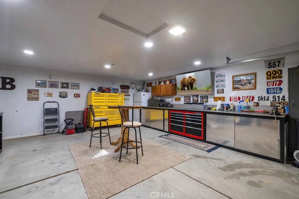 2110 7th Lane, Big Bear City, CA 92314
