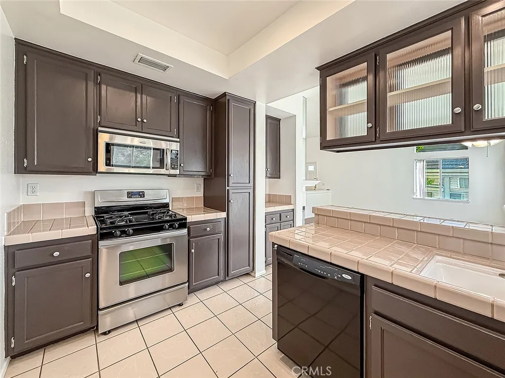 Additional image 29 of 24524 Mcbean Pkwy Unit 14, Valencia, CA 91355