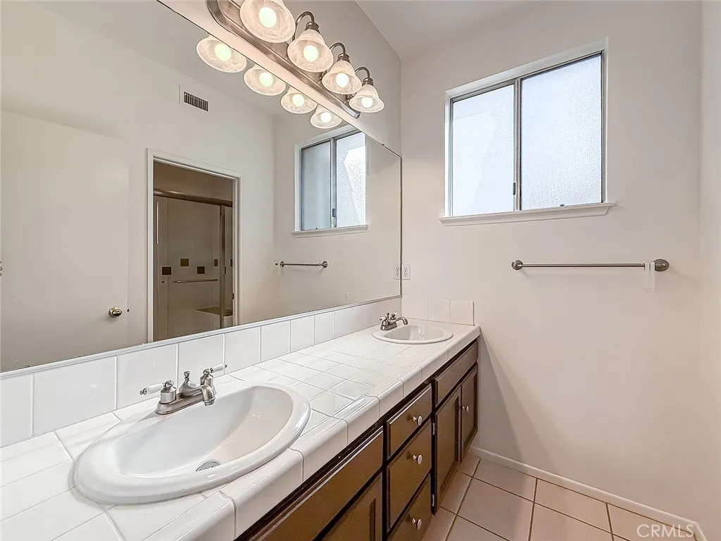 Additional image 34 of 24524 Mcbean Pkwy Unit 14, Valencia, CA 91355