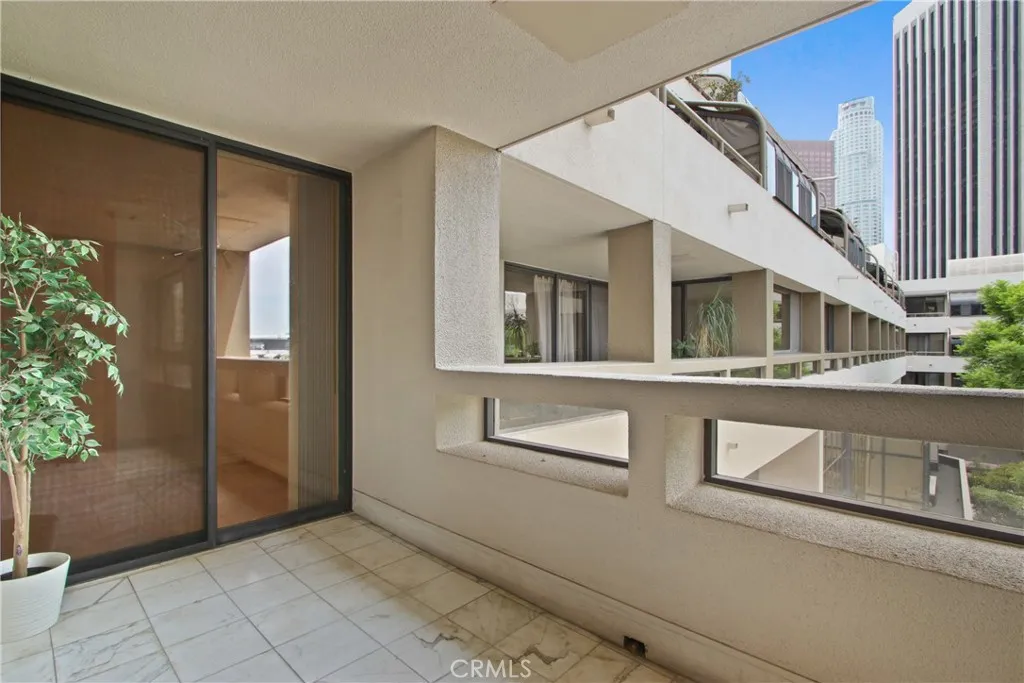 Additional image 10 of 121 S Hope Street Unit 318, Los Angeles, CA 90012