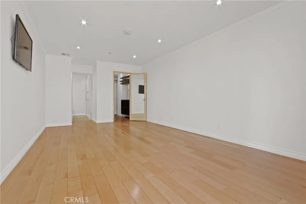 Additional image 20 of 121 S Hope Street Unit 318, Los Angeles, CA 90012