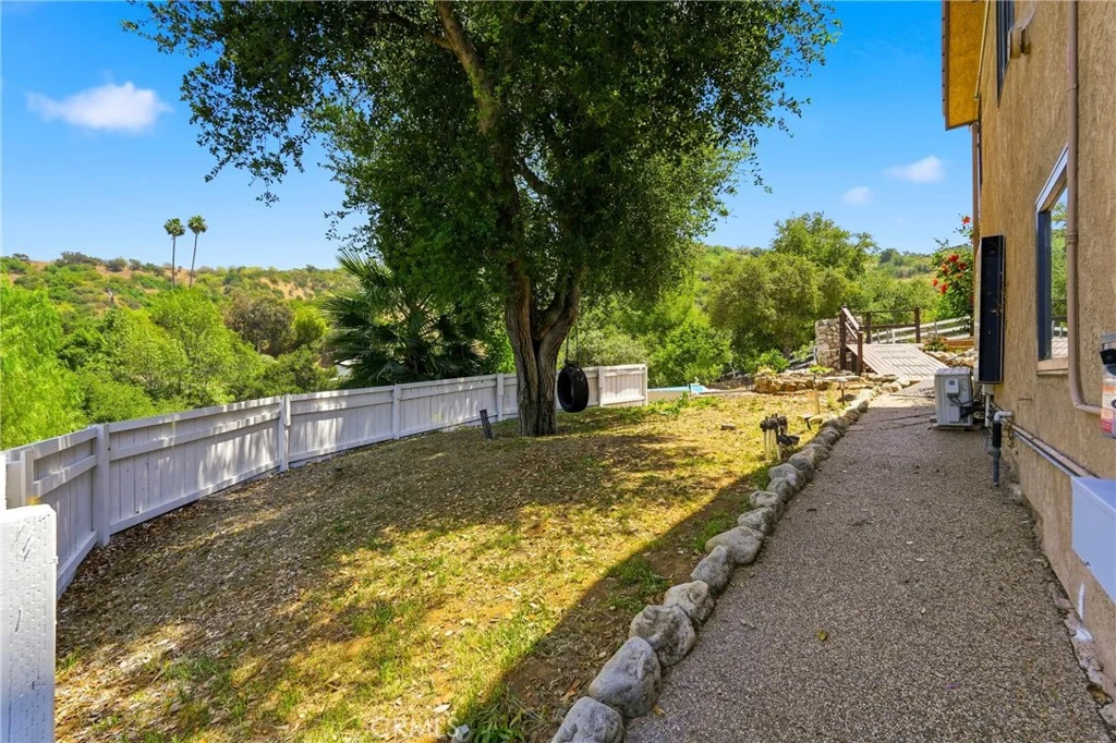 1225 Grand View Dr, Chino Hills, CA 91709