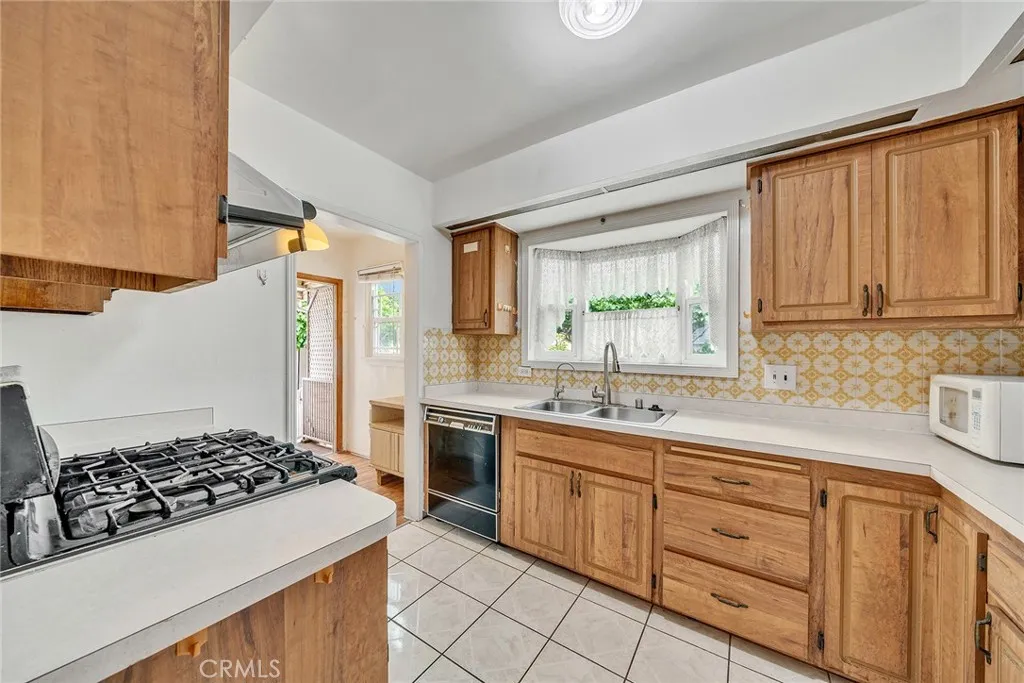 Additional image 20 of 1300 S Date, Alhambra, CA 91803