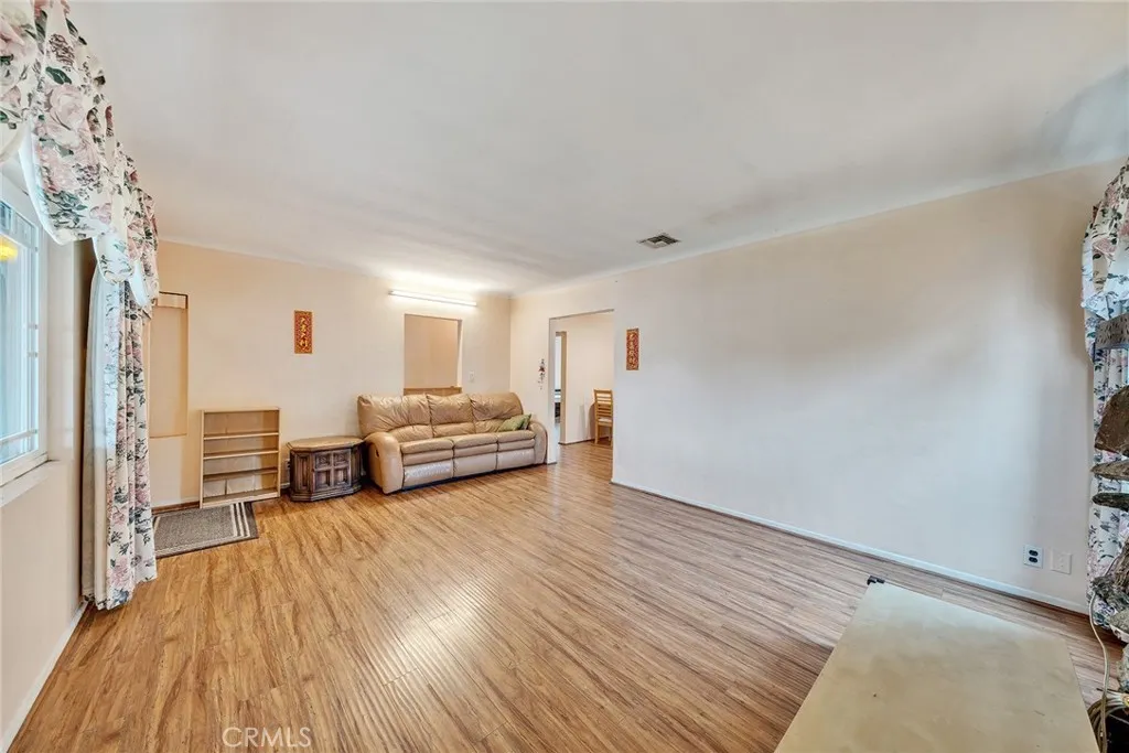 Additional image 11 of 1300 S Date, Alhambra, CA 91803