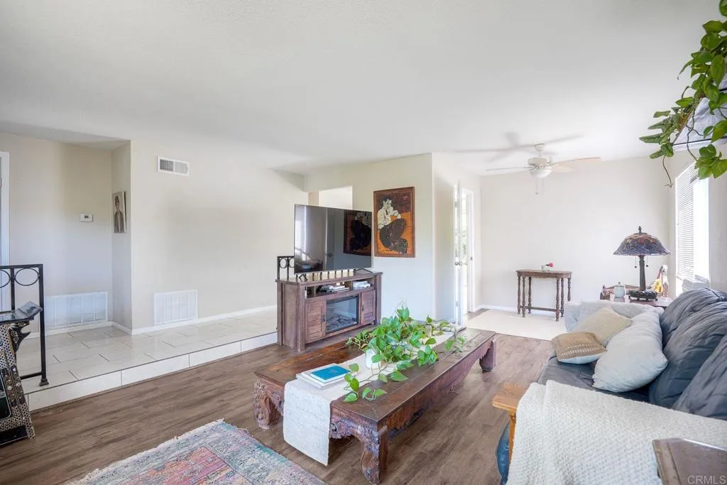 Additional image 5 of 6947 Weller Street, San Diego, CA 92122