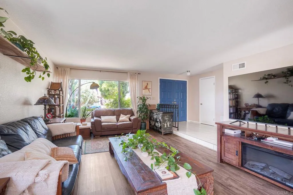 Additional image 24 of 6947 Weller Street, San Diego, CA 92122