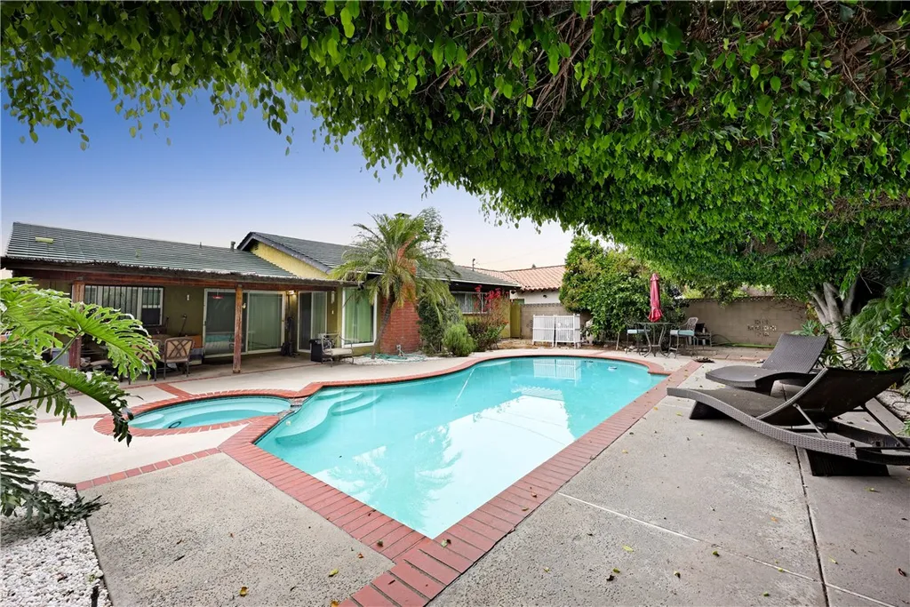 Additional image 2 of 11858 Haro Ave, Downey, CA 90241