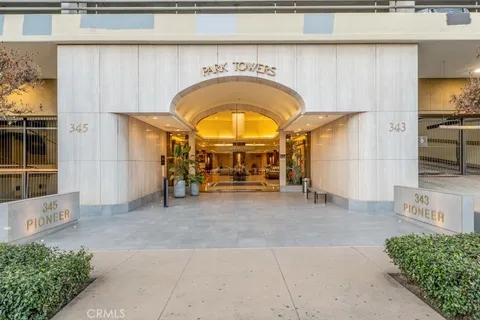 345 Pioneer Drive Unit 601, Glendale, CA 91203 - MLS#: SR24237384