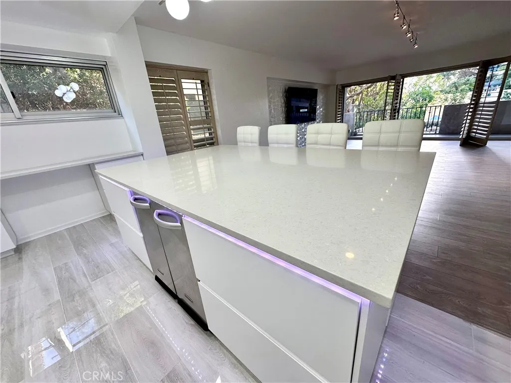 Additional image 7 of 10450 Wilshire Unit 2A, Los Angeles, CA 90024